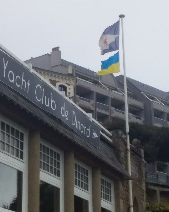 Le Yacht Club de Dinard soutient l’Ukraine